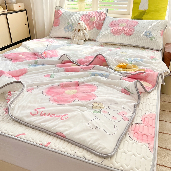 91家纺网 家纺一手货源 找家纺 慕澄家纺 2024新款小版印花0.5乳胶凉席夏被四件套 心花怒放