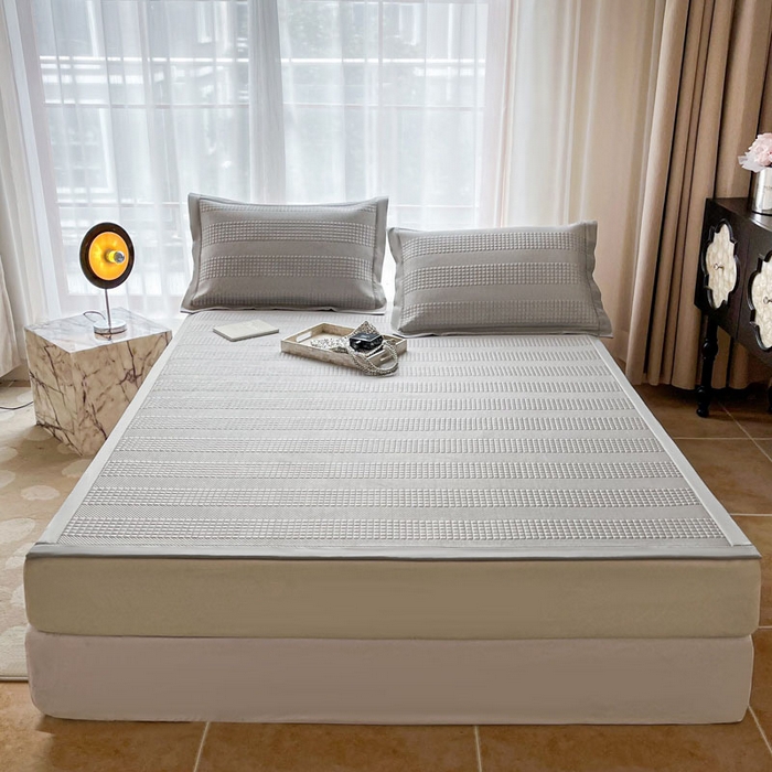 91家纺网 家纺一手货源 找家纺 全季家居 2024新款5A速冷PE简约系列凉豆豆席 格调-浅灰-床席款