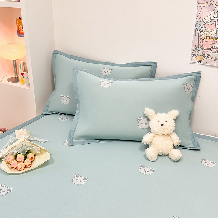 91家纺网 家纺一手货源 找家纺 全季家居 2024新款卡通提花系列PE凉感席 小熊-北极蓝