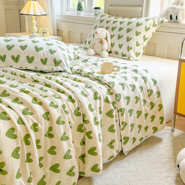 91家纺网 家纺一手货源 找家纺 创优家纺  2025新款A类皱皱纱小花边夏被 心心相印