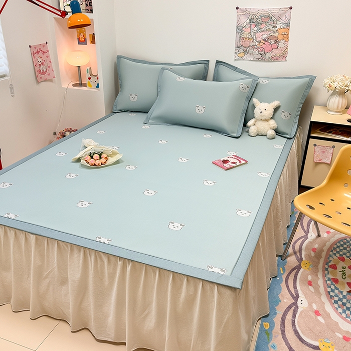 91家纺网 家纺一手货源 找家纺 全季家居 2024新款卡通提花系列PE凉感席 小熊-北极蓝