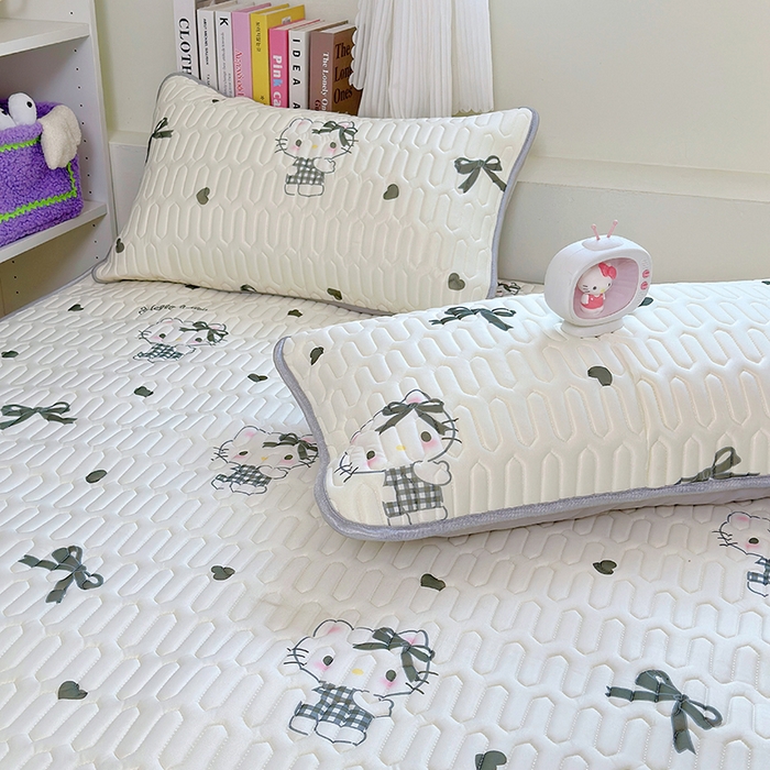 91家纺网 家纺一手货源 找家纺 澳萝拉 2024新款A类凉感丝三丽鸥乳胶凉席 爱心 KT猫((灰)