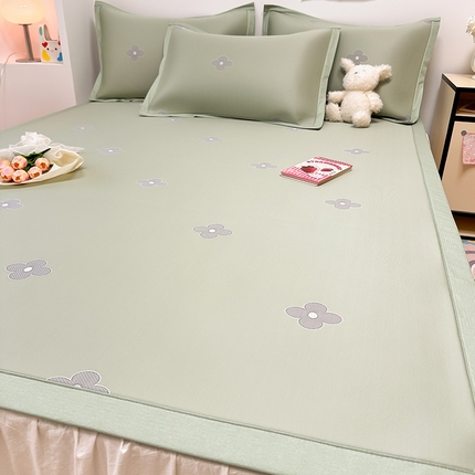 91家纺网 家纺一手货源 找家纺 全季家居 2024新款卡通提花系列PE凉感席 四叶草-清新绿