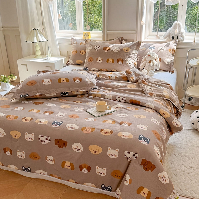 91家纺网 家纺一手货源 找家纺 创优家纺  2025新款A类皱皱纱小花边夏被 萌萌狗