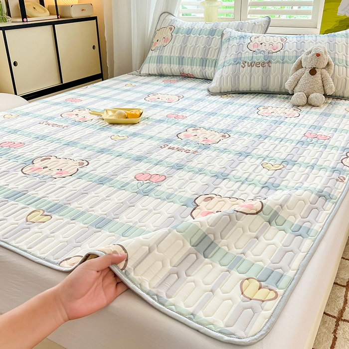 91家纺网 家纺一手货源 找家纺 慕澄家纺 2024新款小版印花0.5乳胶凉席系列 格子熊