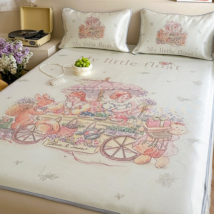 91家纺网 家纺一手货源 找家纺 萝莉家纺 2024新款大版印花冰丝凉席床席床笠款 我心爱的小花车-床笠款