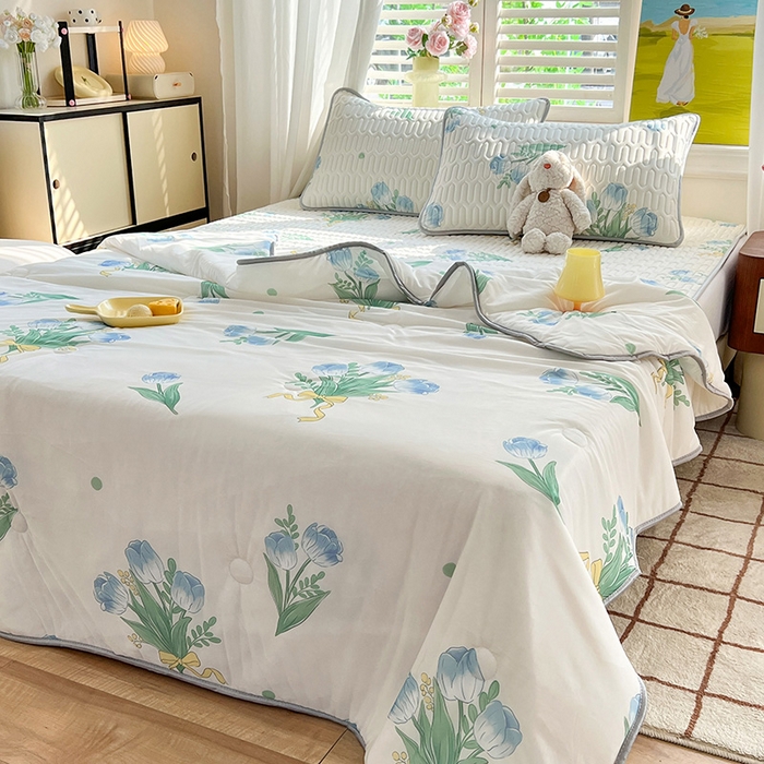 91家纺网 家纺一手货源 找家纺 慕澄家纺 2024新款小版印花0.5乳胶凉席夏被四件套 祈愿