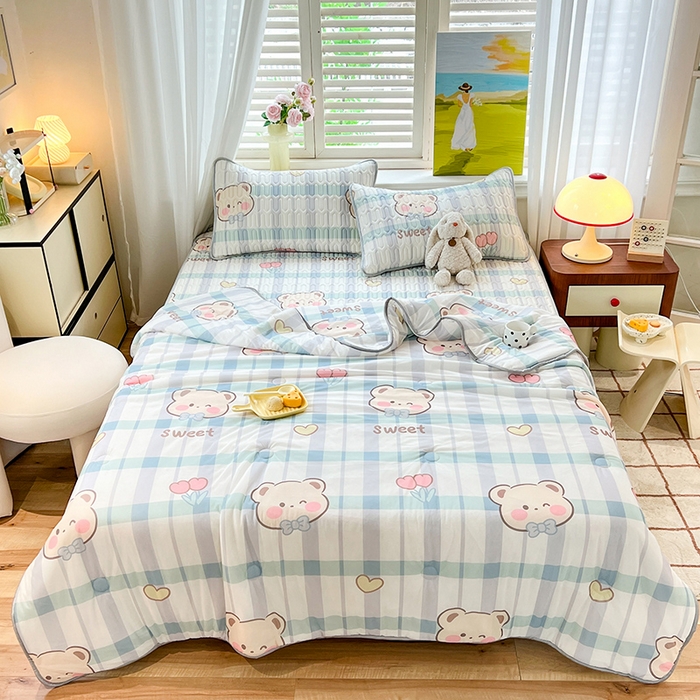 91家纺网 家纺一手货源 找家纺 慕澄家纺 2024新款小版印花0.5乳胶凉席夏被四件套 格子熊