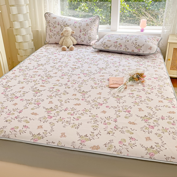 91家纺网 家纺一手货源 找家纺 星座 2025大斜纹复合冰丝凉席床笠款 小熊花园-床笠款