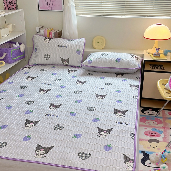 91家纺网 家纺一手货源 找家纺 澳萝拉 2024新款A类凉感丝三丽鸥乳胶凉席 草莓库洛米