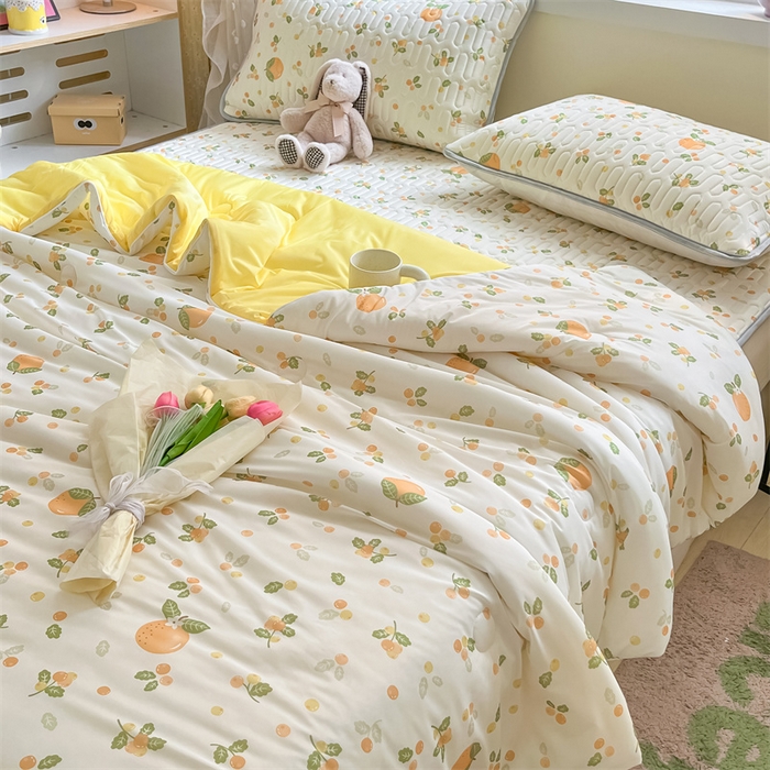 91家纺网 家纺一手货源 找家纺 古吉梦 2024新款冰激凌凉感丝夏被-小清新 凉感丝夏被-砂糖橘+亮黄