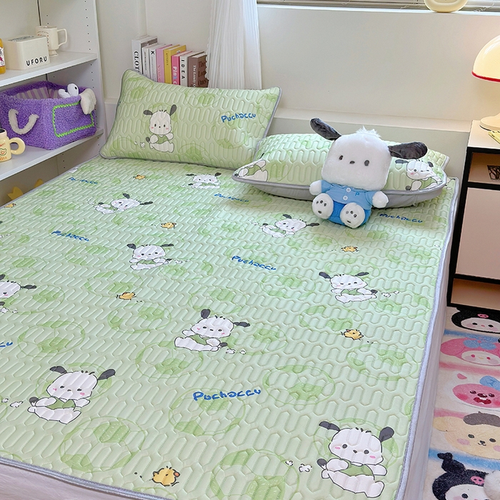 91家纺网 家纺一手货源 找家纺 澳萝拉 2024新款A类凉感丝三丽鸥乳胶凉席 足球小帕