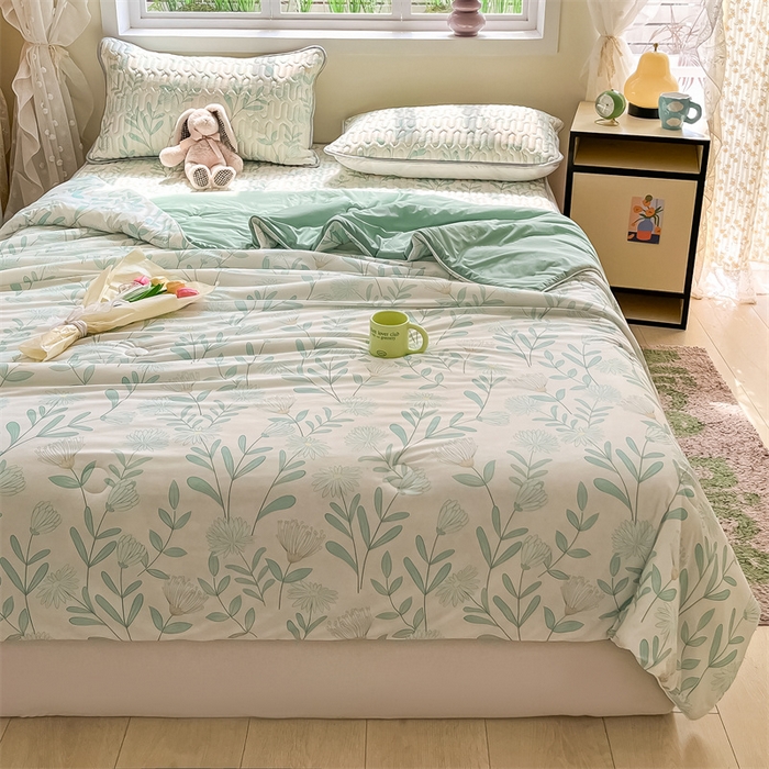 91家纺网 家纺一手货源 找家纺 古吉梦 2024新款冰激凌凉感丝夏被-小清新 凉感丝夏被-绿风玲+浅绿