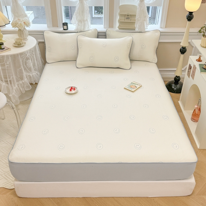 91家纺网 家纺一手货源 找家纺 全季家居 2024新款5A速冷PE小动物系列凉豆豆席 笑脸-天蓝-床笠款