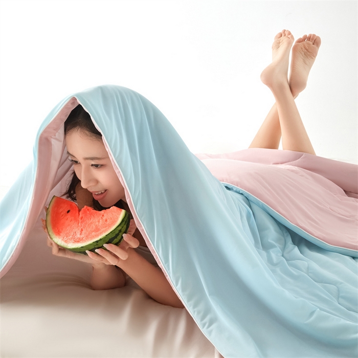 91家纺网 家纺一手货源 找家纺 古吉梦 2024新款冰激凌西瓜被夏凉被 蜜瓜天空蓝