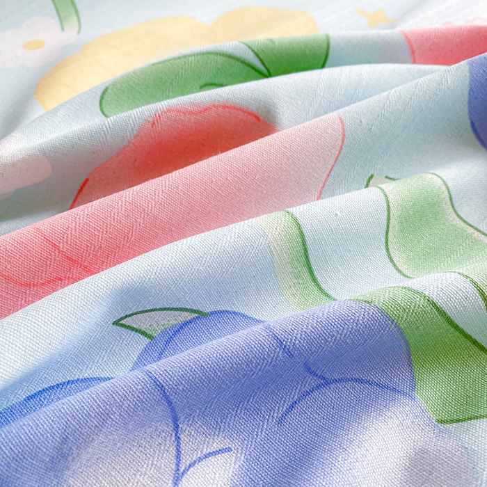 91家纺网 家纺一手货源 找家纺 萌宝老粗布毛绒玩具 2025新款原棉老粗布印花床单系列细纱帆布软凉席三枚段条花边款 蓝色花海