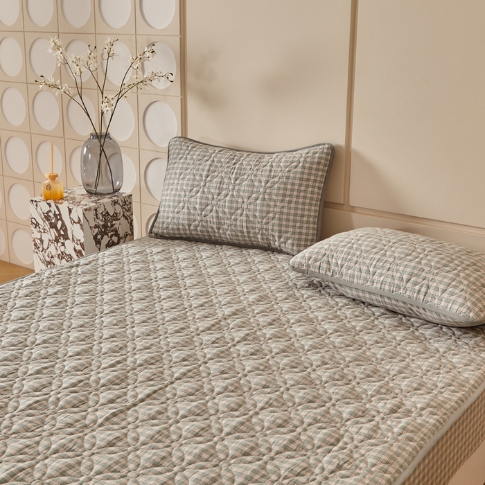 91家纺网 家纺一手货源 找家纺 杜先生 2024新款无印风水洗棉夹棉床笠 绿小格