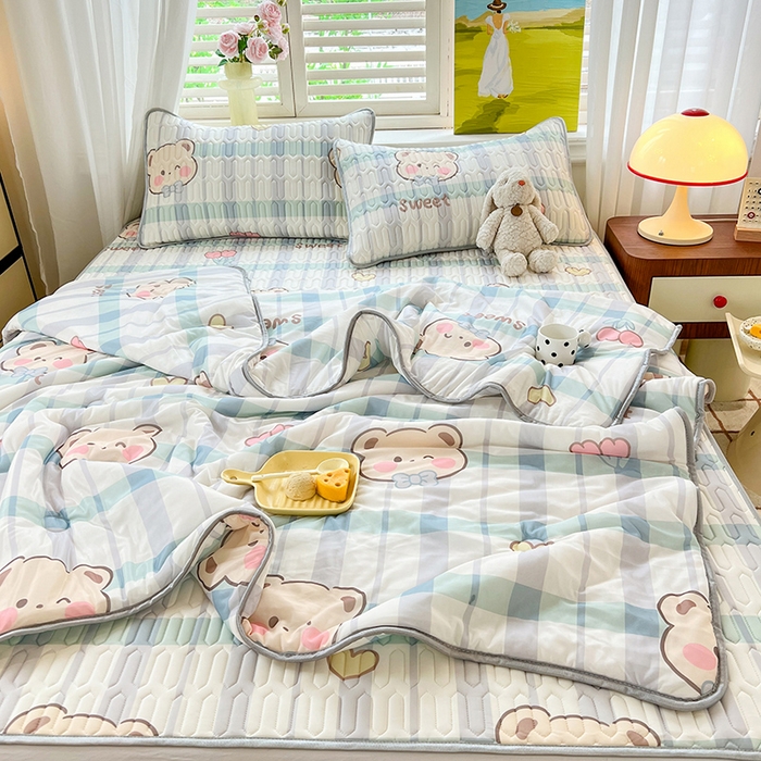 91家纺网 家纺一手货源 找家纺 慕澄家纺 2024新款小版印花0.5乳胶凉席夏被四件套 格子熊