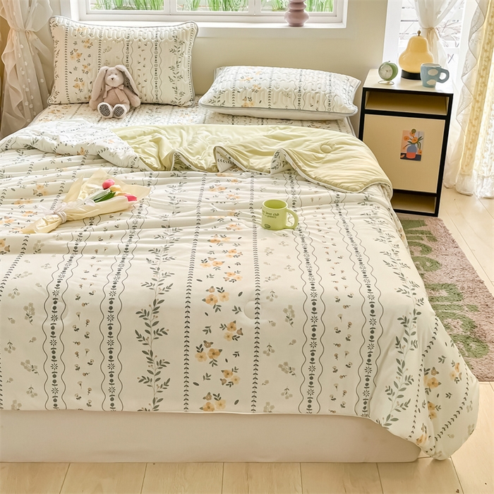 91家纺网 家纺一手货源 找家纺 古吉梦 2024新款冰激凌凉感丝夏被-小清新 凉感丝夏被-碧城春泥+莴苣