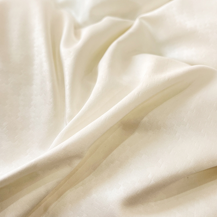 91家纺网 家纺一手货源 找家纺 艾米家居 2025水洗真丝提花系列简约生活 简约生活珍珠白