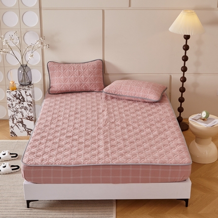 91家纺网 家纺一手货源 找家纺 杜先生 2024新款无印风水洗棉夹棉床笠 蜜粉大格