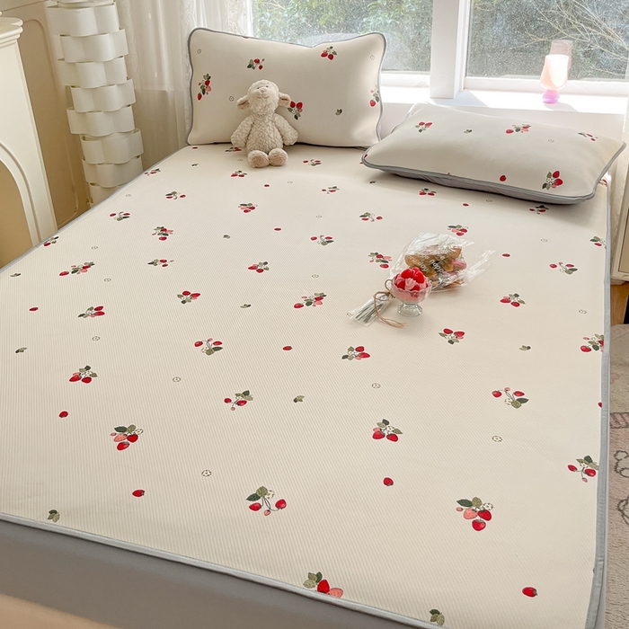 91家纺网 家纺一手货源 找家纺 星座 2025大斜纹复合冰丝凉席床笠款 奶油草莓-床笠款