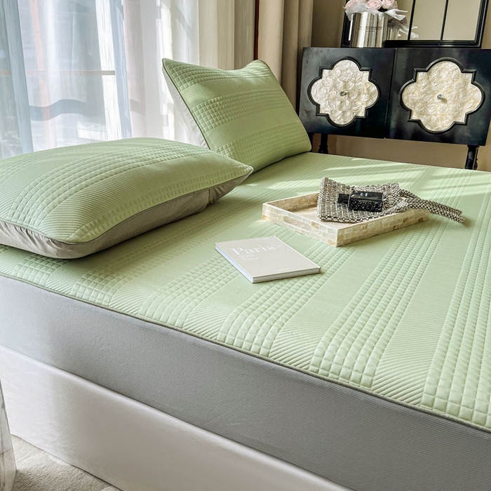 91家纺网 家纺一手货源 找家纺 全季家居 2024新款5A速冷PE简约系列凉豆豆席 格调-果绿-床笠款