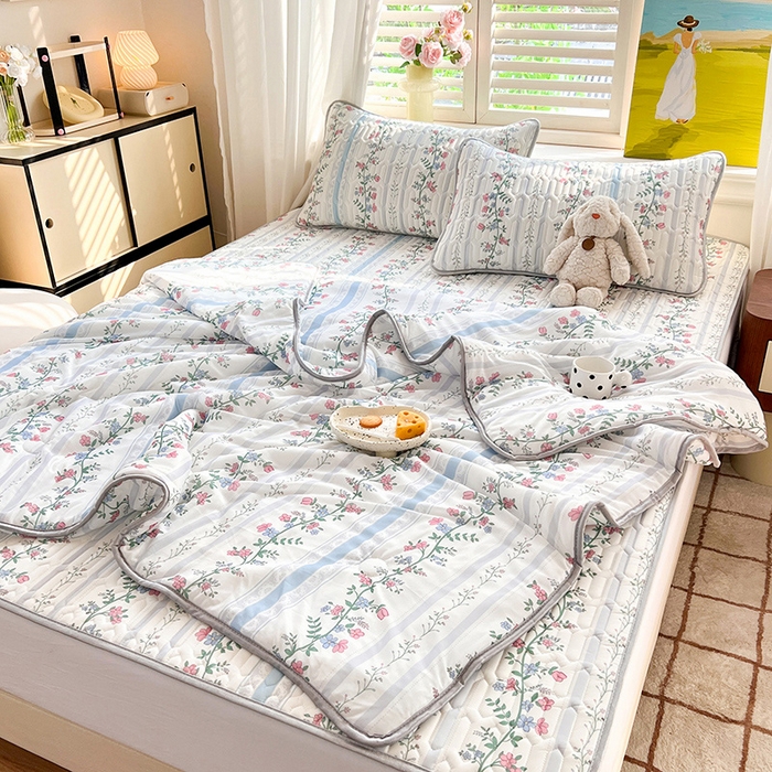 91家纺网 家纺一手货源 找家纺 慕澄家纺 2024新款小版印花0.5乳胶凉席夏被四件套 花藤