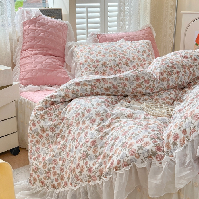 91家纺网 家纺一手货源 找家纺 淑女公社 2024春夏新款竹棉双层纱床裙款四件套-玫瑰庄园 玫瑰庄园 粉