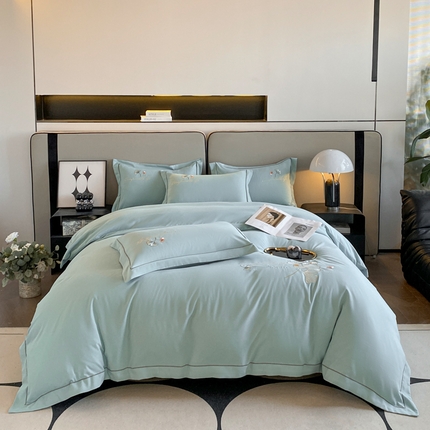 91家纺网 家纺一手货源 找家纺 凯艾玲 2024新款简约轻奢磨毛细斜纹四件套-三生有杏 蒂芙绿