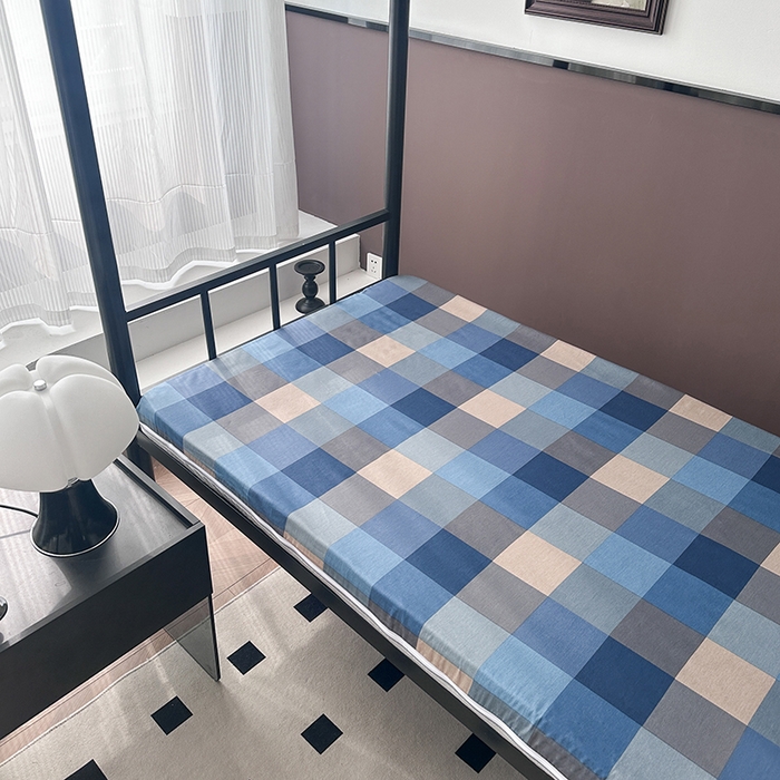 91家纺网 家纺一手货源 找家纺 凌云家纺 2025新款A类全棉加绒学生宿舍床垫套（全棉+宝宝绒） 灰蓝格