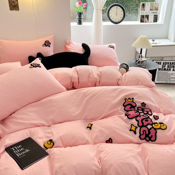 91家纺网 家纺一手货源 找家纺 耀达家居 2024新款ins毛巾绣水洗棉四件套 公主发财