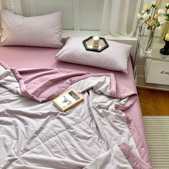 91家纺网 家纺一手货源 找家纺 水洗的故事2025新款A类色织水洗棉丝夏被四件套系列 小格紫