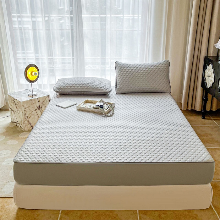 91家纺网 家纺一手货源 找家纺 全季家居 2024新款5A速冷PE简约系列凉豆豆席 爱心-绅士灰-床笠款