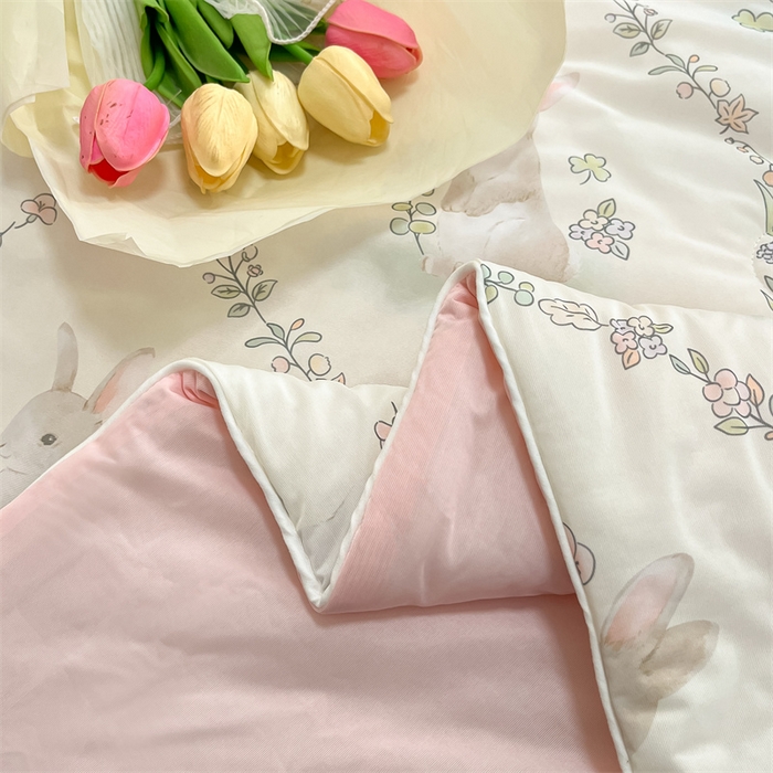 91家纺网 家纺一手货源 找家纺 古吉梦 2024新款冰激凌凉感丝夏被-小清新 凉感丝夏被-萌兮兔