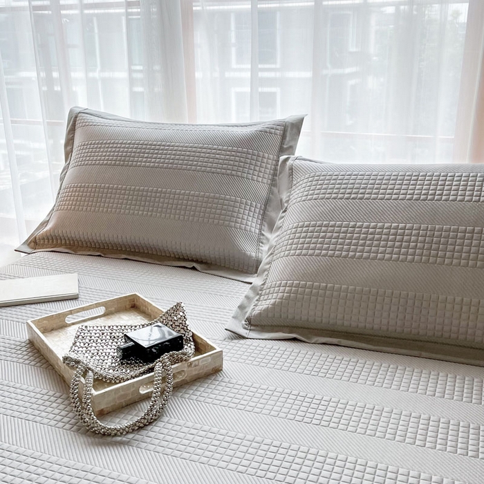 91家纺网 家纺一手货源 找家纺 全季家居 2024新款5A速冷PE简约系列凉豆豆席 格调-浅灰-床席款