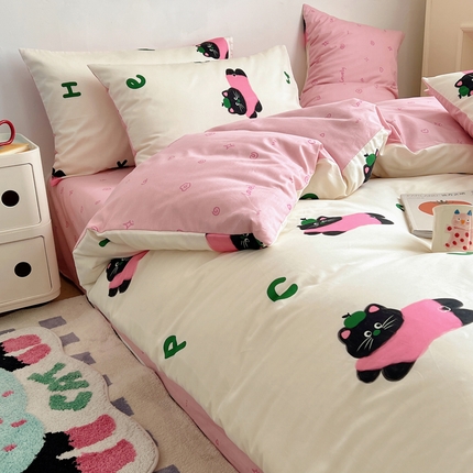91家纺网 家纺一手货源 找家纺 蜜宿 2024新款ins韩系卡通全棉四件套 英文猫