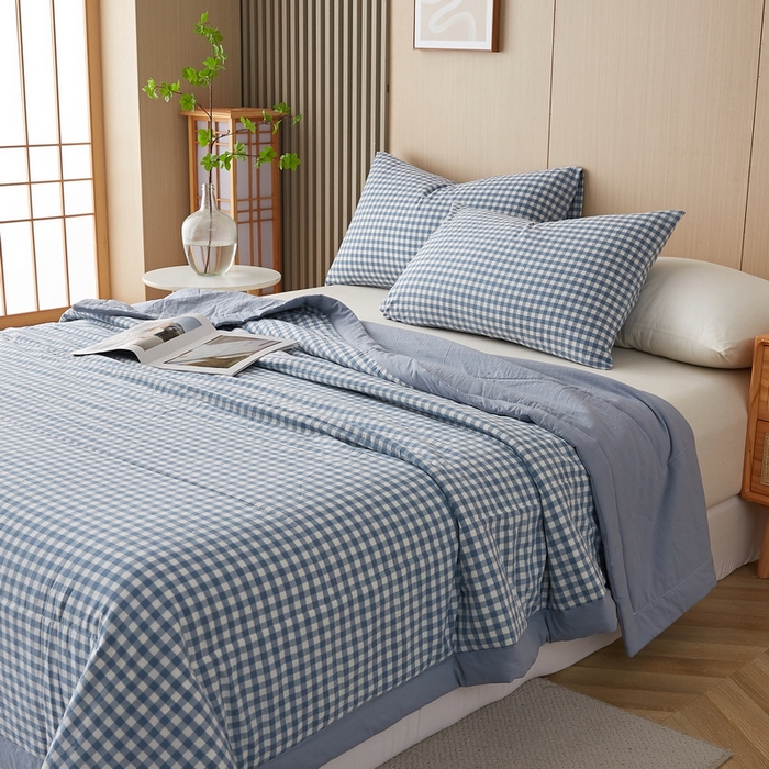 91家纺网 家纺一手货源 找家纺 猎鹿人家纺 2024新款水洗棉棉花夏被 蓝小格