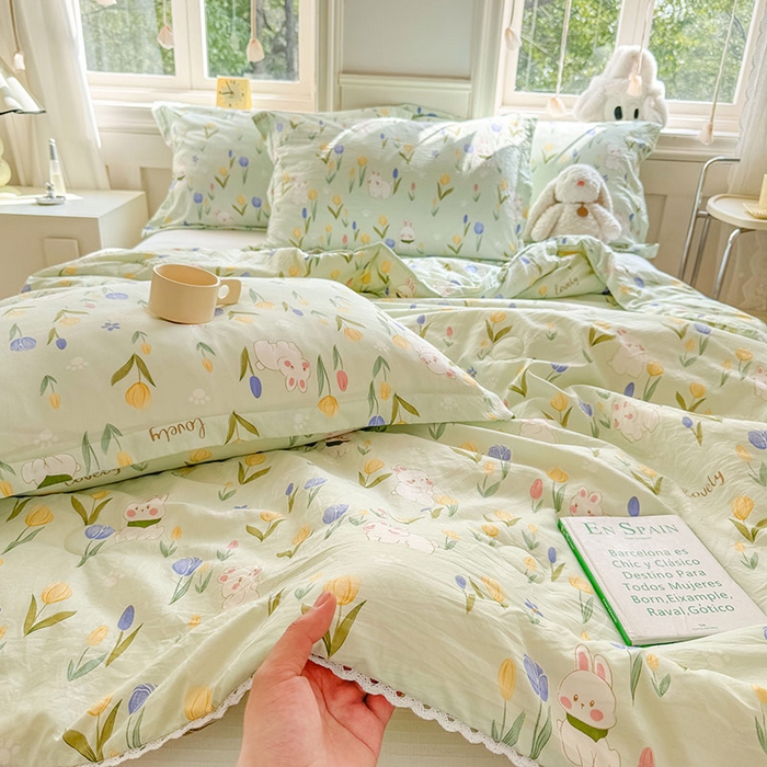 91家纺网 家纺一手货源 找家纺 创优家纺  2025新款A类皱皱纱小花边夏被 幸运兔