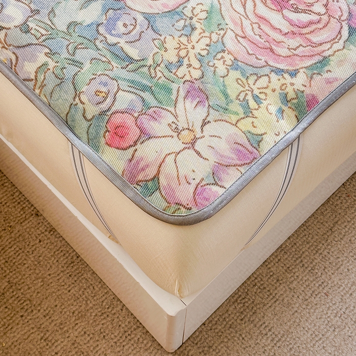 91家纺网 家纺一手货源 找家纺 萝莉家纺 2024新款大版印花冰丝凉席床席床笠款 小猫咪的花园-平席款