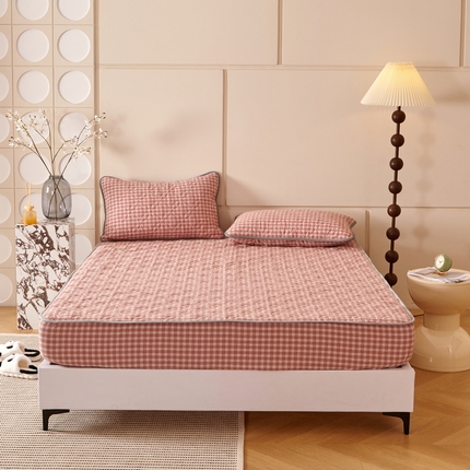 91家纺网 家纺一手货源 找家纺 杜先生 2024新款无印风水洗棉夹棉床笠 粉小格