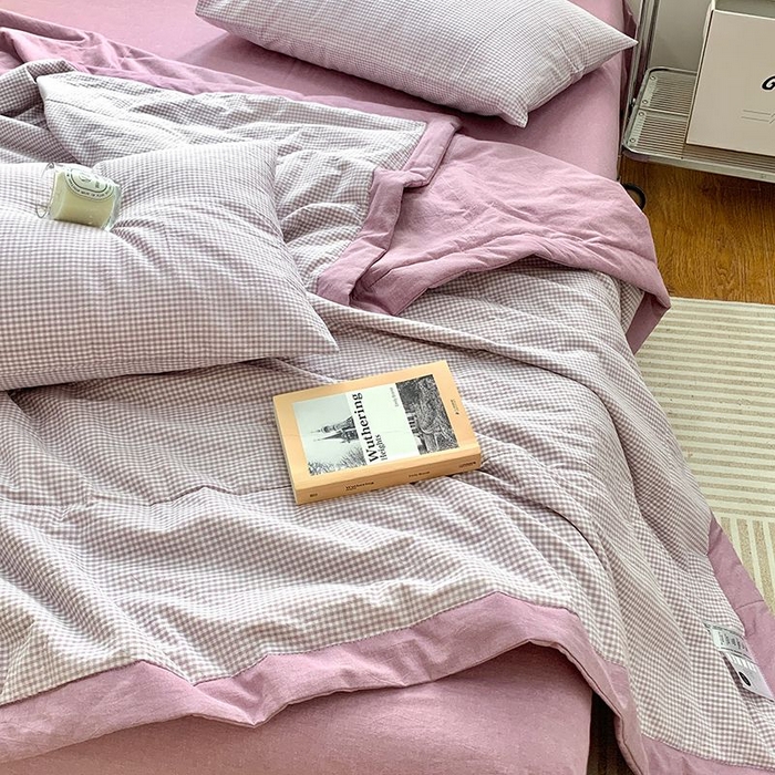 91家纺网 家纺一手货源 找家纺 水洗的故事2025新款A类色织水洗棉丝夏被四件套系列 小格紫