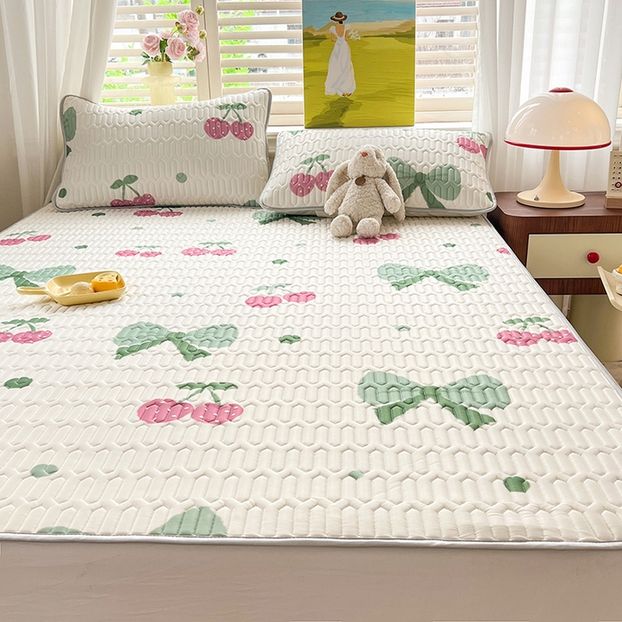 91家纺网 家纺一手货源 找家纺 慕澄家纺 2024新款小版印花0.5乳胶凉席系列 粉樱桃