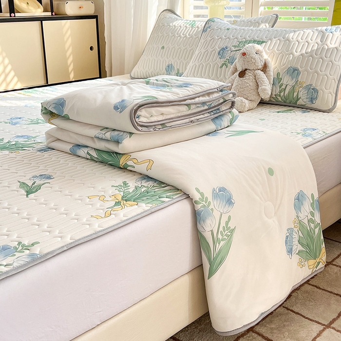 91家纺网 家纺一手货源 找家纺 慕澄家纺 2024新款小版印花0.5乳胶凉席夏被四件套 祈愿