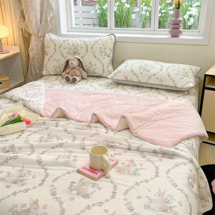 91家纺网 家纺一手货源 找家纺 古吉梦 2024新款冰激凌凉感丝夏被-小清新 凉感丝夏被-萌兮兔