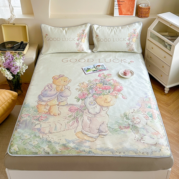 91家纺网 家纺一手货源 找家纺 萝莉家纺 2024新款大版印花冰丝凉席床席床笠款 送你一个春天-平席款