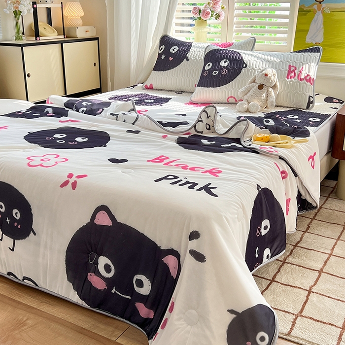 91家纺网 家纺一手货源 找家纺 慕澄家纺 2024新款小版印花0.5乳胶凉席夏被四件套 小煤球