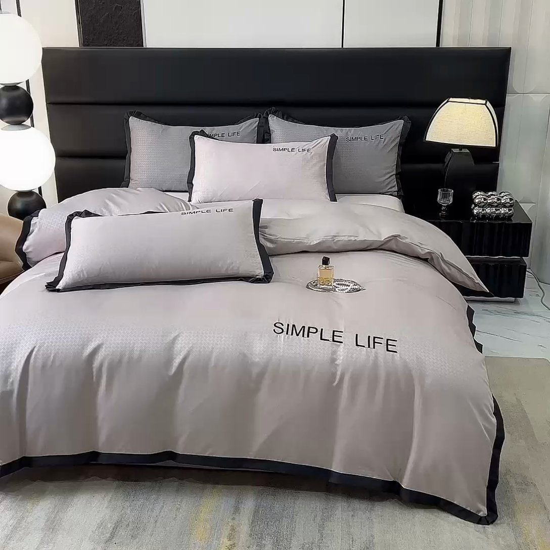 91家纺网 家纺一手货源 找家纺 艾米家居 2025水洗真丝提花系列简约生活 简约生活卡其