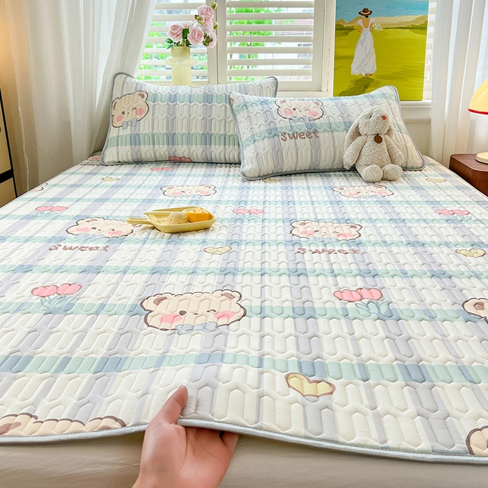 91家纺网 家纺一手货源 找家纺 慕澄家纺 2024新款小版印花0.5乳胶凉席系列 格子熊