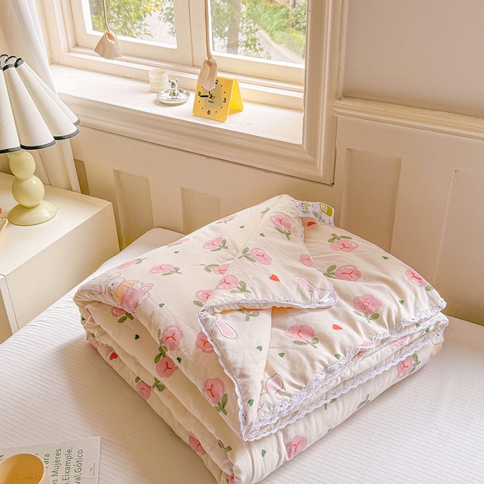 91家纺网 家纺一手货源 找家纺 创优家纺  2025新款A类皱皱纱小花边夏被 曼塔玫瑰